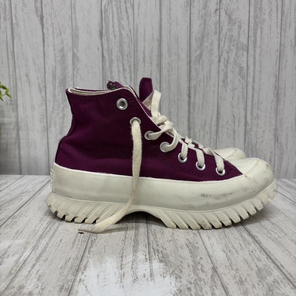 Womens Size 7 Converse Chuck Taylor Platform Plum Sneakers